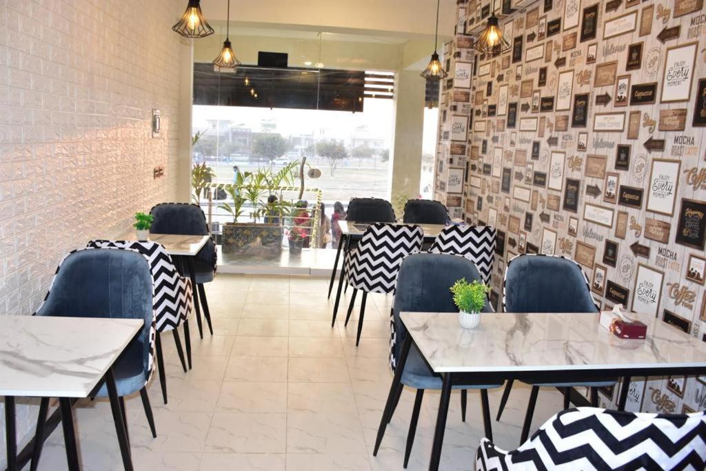 Motorway Majesty Suites Islamabad - Near Islamabad International Airport And Motorway Εξωτερικό φωτογραφία