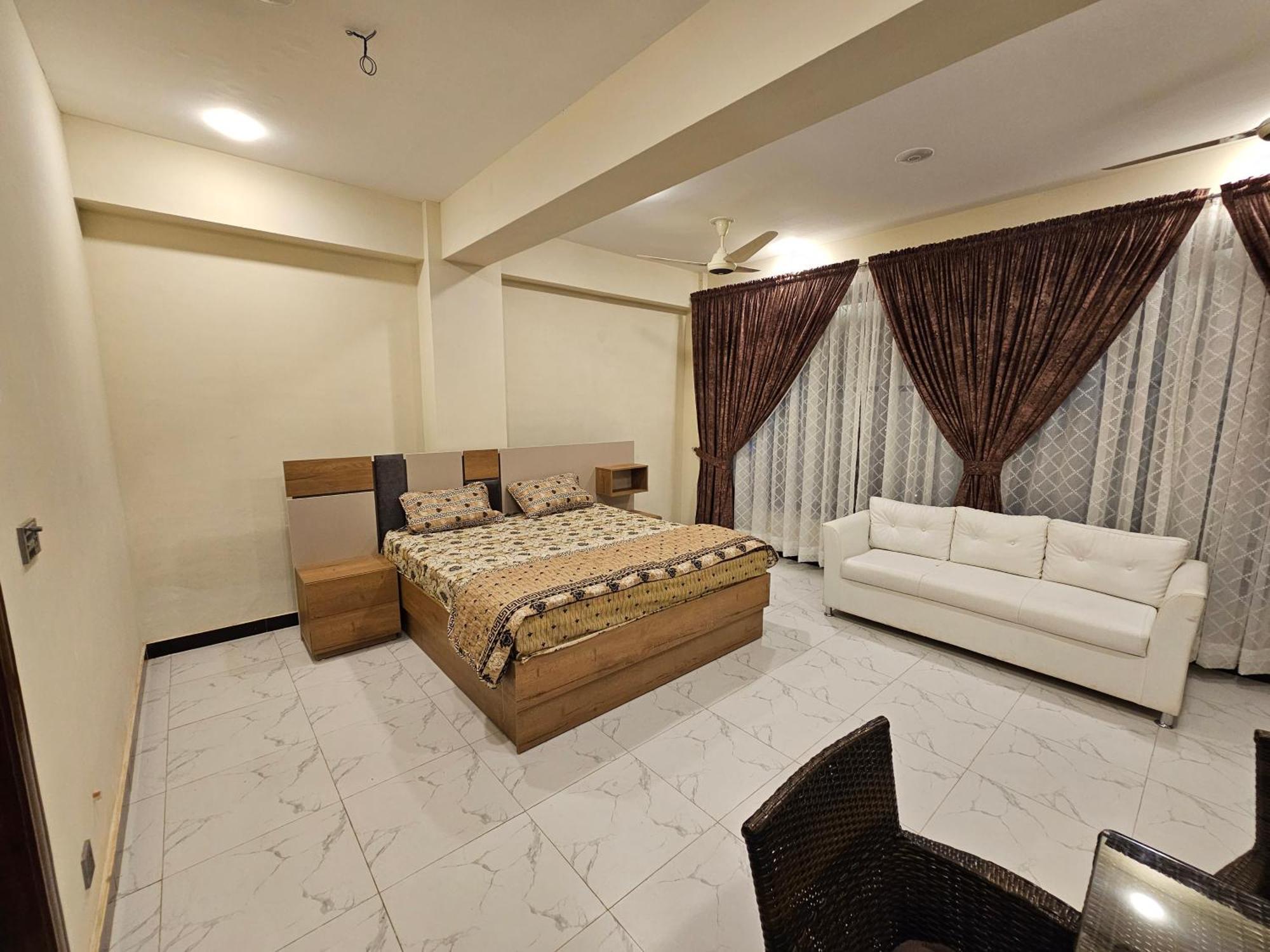 Motorway Majesty Suites Islamabad - Near Islamabad International Airport And Motorway Εξωτερικό φωτογραφία