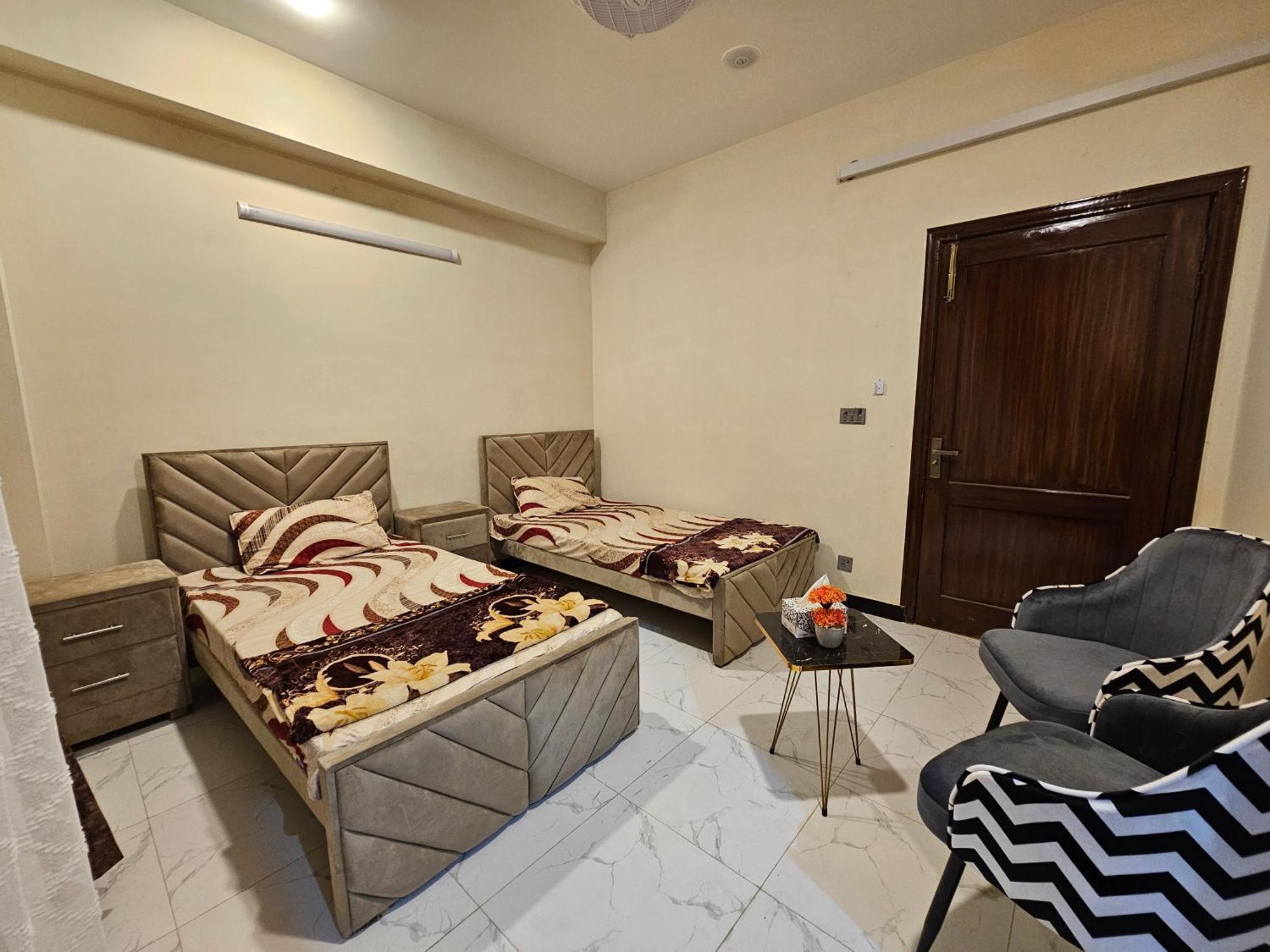 Motorway Majesty Suites Islamabad - Near Islamabad International Airport And Motorway Δωμάτιο φωτογραφία